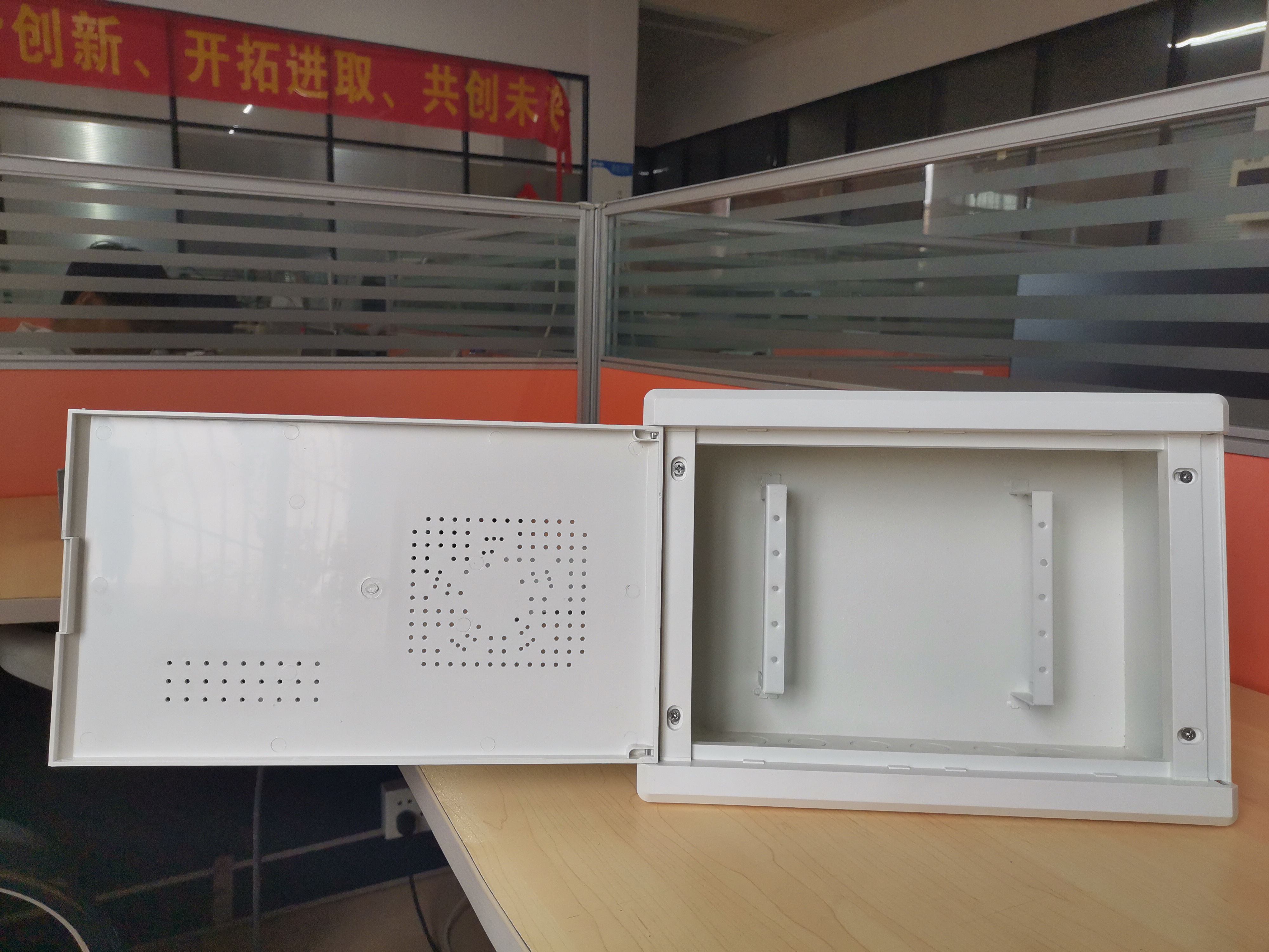 塑面钢底光纤箱 多媒体信息箱 家用布线箱 弱电箱